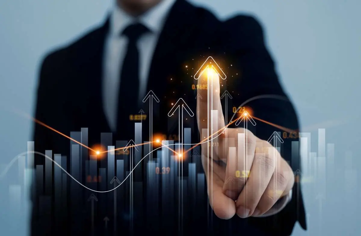 Maximizing Your Financial Future: A Comprehensive Guide to Choosing and Working with Wealth Advisors