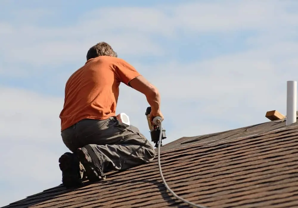 Fast Roof Repair, 24/7 Near You!